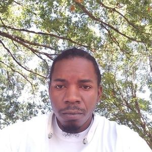 Meet your Posher, Dee